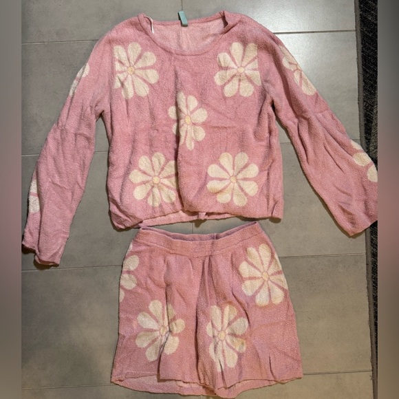 The Southern Shirt Company Pink and White Floral Pajama Set - Picture 5 of 8